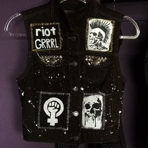 ⭐️SALE⭐️ Punk Black Denim Vest
